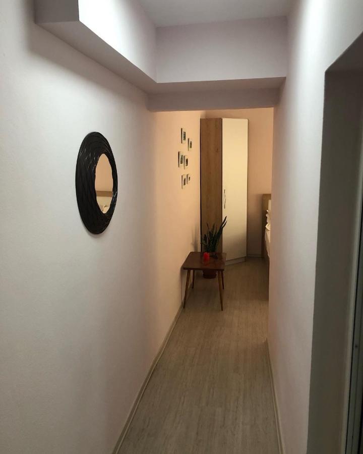 Itan'S Apartment-Lovely Guest Apartment In Center Tirana Exterior foto